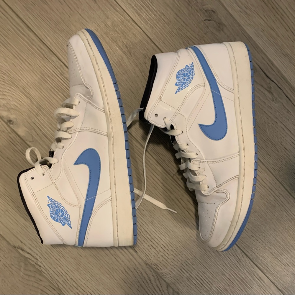 Jordan 1 Carolina Blue